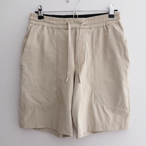 Lululemon Men's Bowline 8" Shorts Stretch Ripstop in Trench Tan Khaki Small - Picture 3 of 16